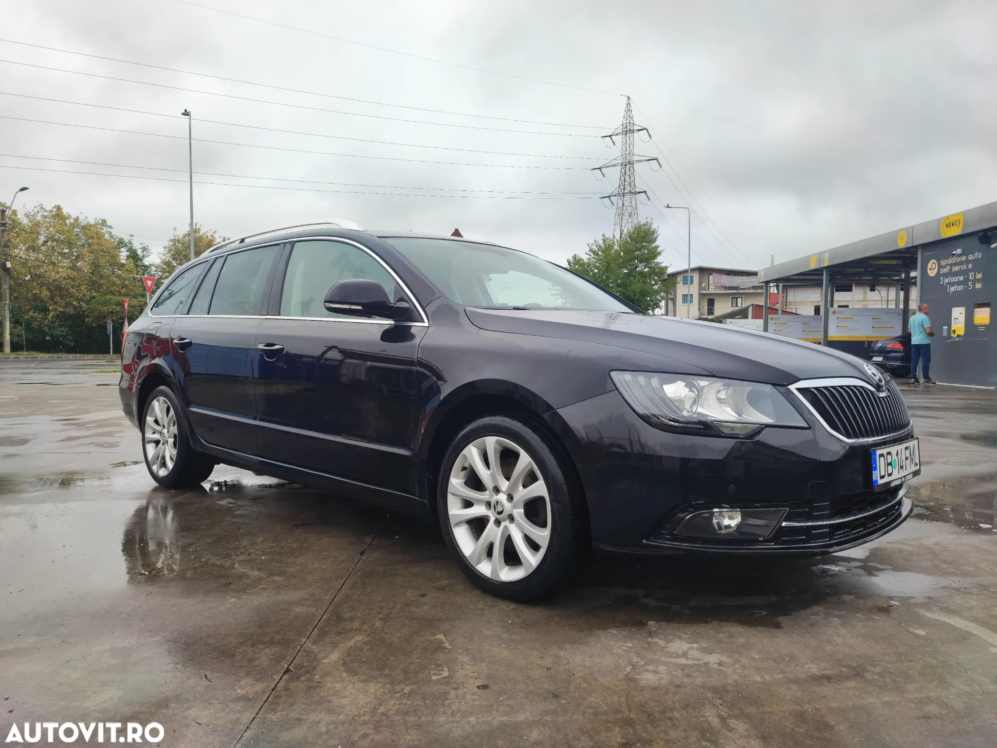 Skoda Superb Combi 2.0 TDI Ambition - 5