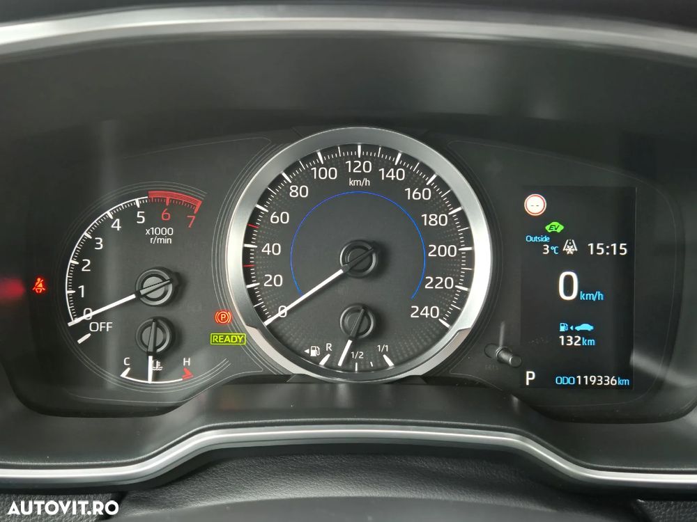 Toyota Corolla 1.8 HSD Active - 17