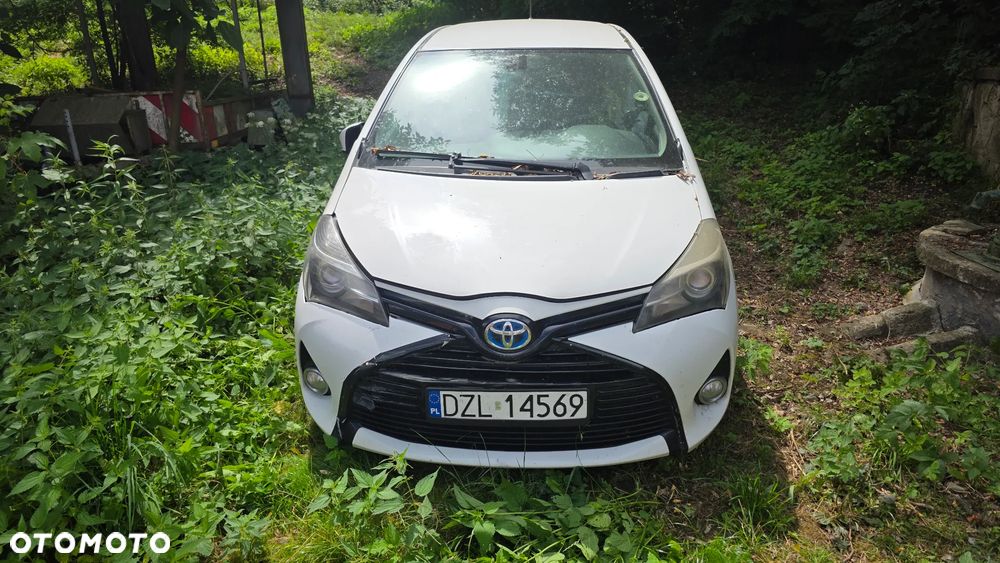 Toyota Yaris Hybrid 100 Active EU6 - 1