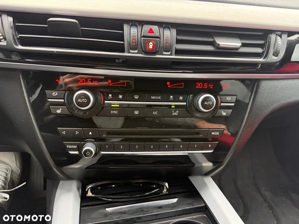 BMW X5 xDrive35i - 10