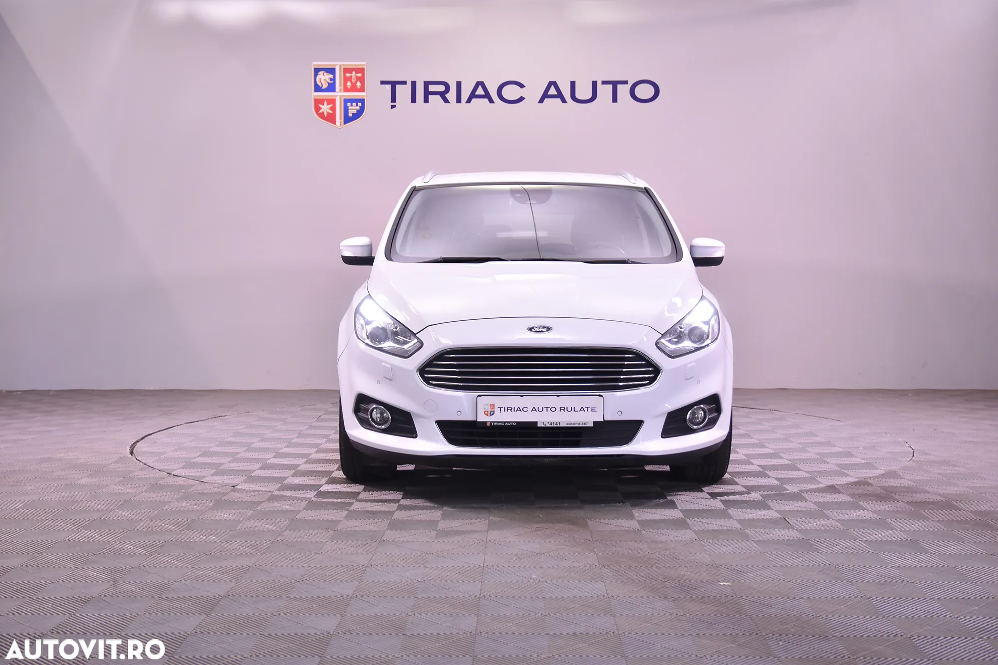Ford S-Max 2.0 TDCi Powershift Titanium - 8