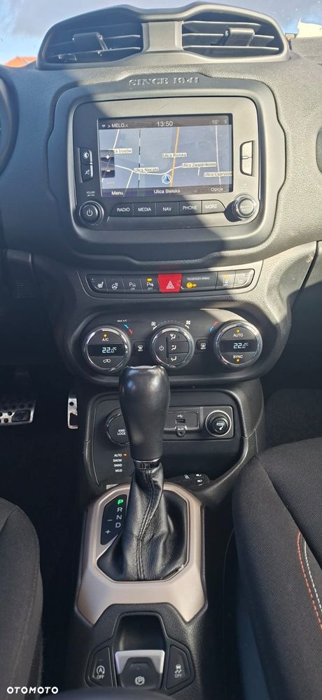 Jeep Renegade 1.4 MultiAir Limited 4WD S&S - 24