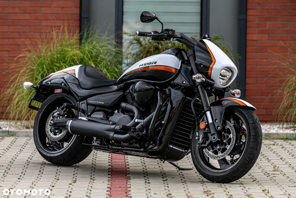 Suzuki Boulevard - 8