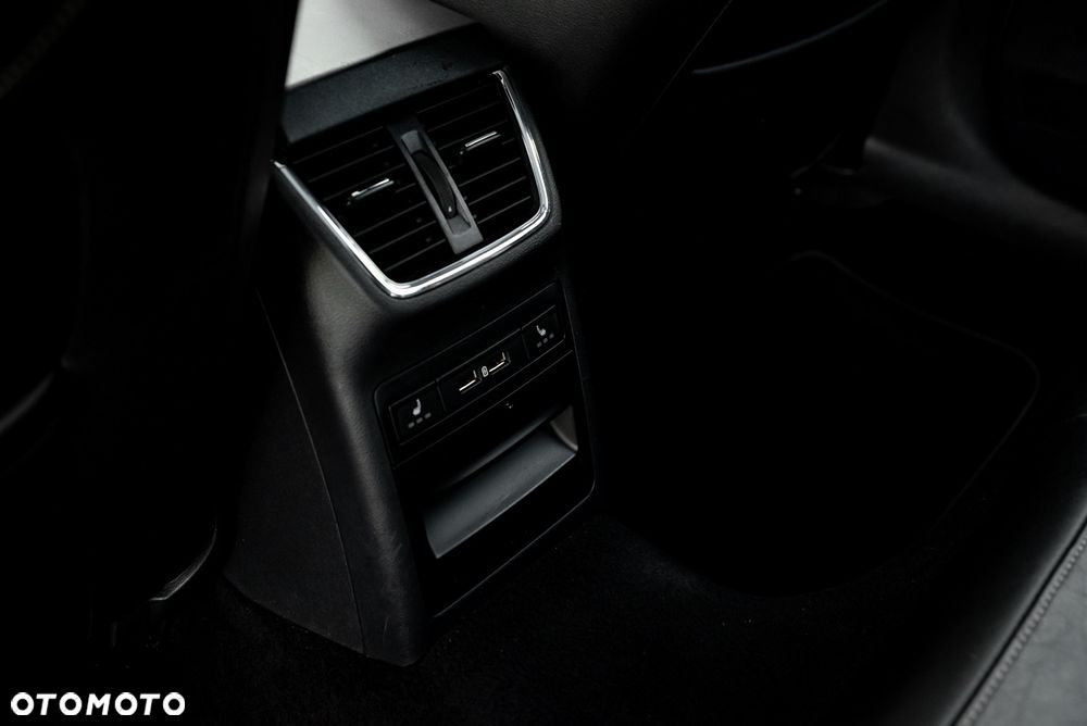 Skoda Octavia 2.0 TSI RS - 30