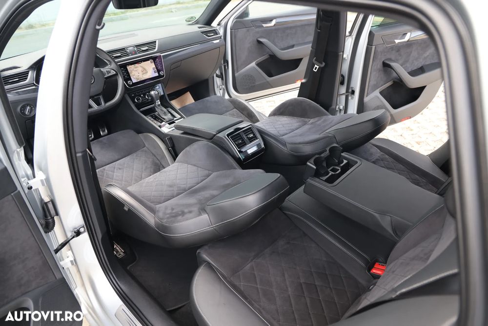 Skoda Superb 2.0 TDI DSG Sportline - 11