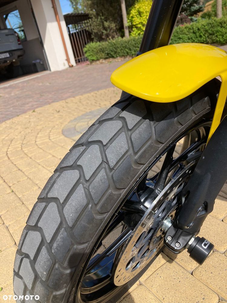 Ducati Scrambler - 13