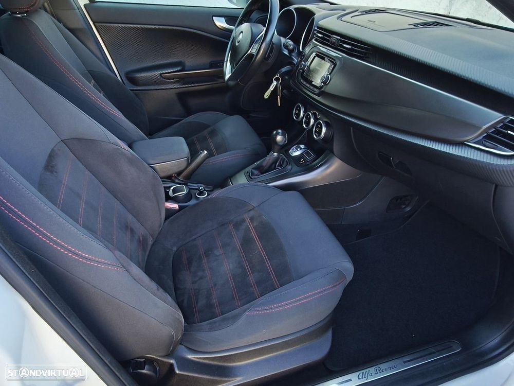 Alfa Romeo Giulietta 1.6 JTDM Sport J18 TCT - 31
