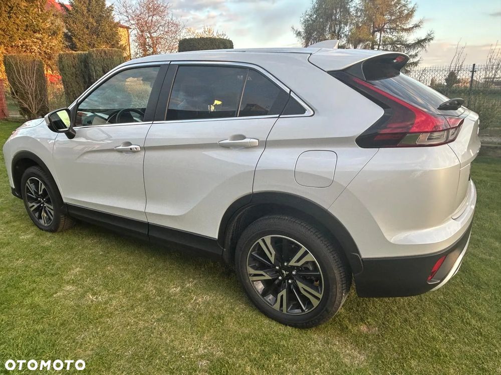 Mitsubishi Eclipse Cross - 10