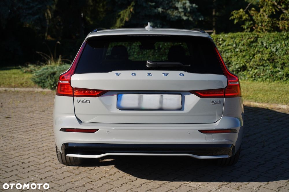 Volvo V60 B4 B Ultra Dark - 5