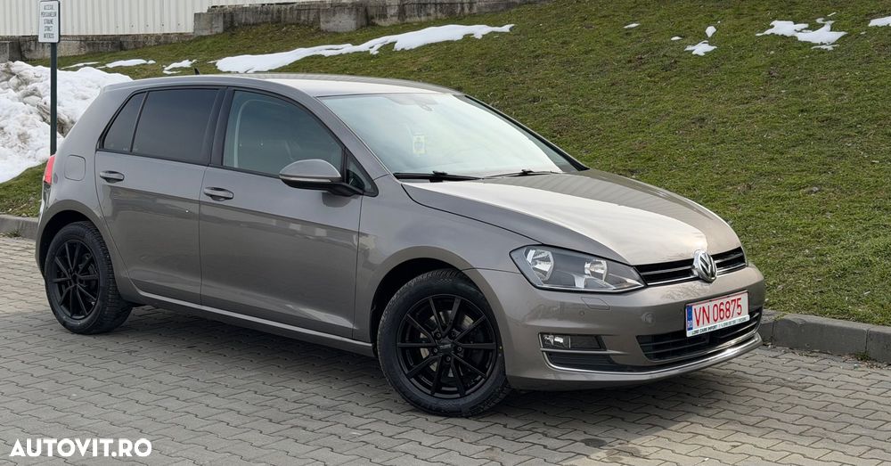 Volkswagen Golf 1.6 TDI DPF DSG MATCH - 20
