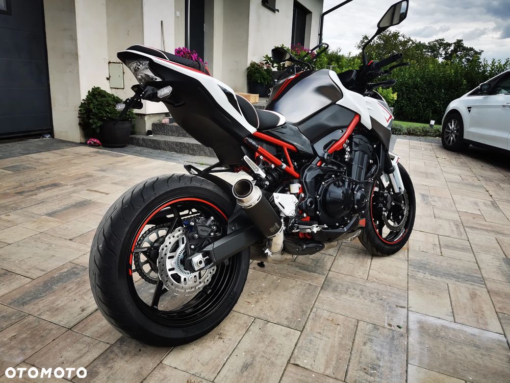 Kawasaki Z 900 - 3