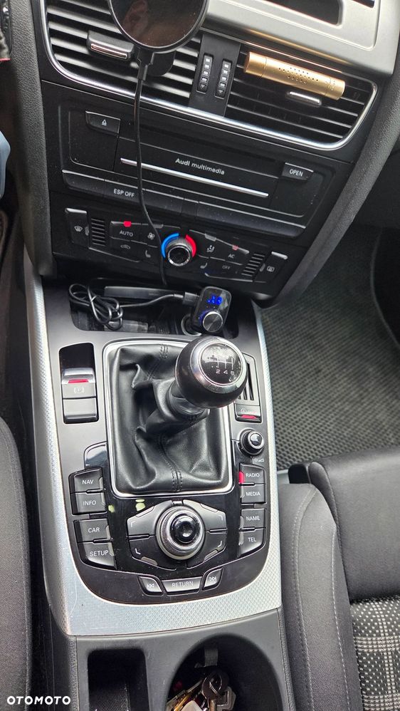 Audi A4 Avant 2.0 TDI DPF Quattro - 13