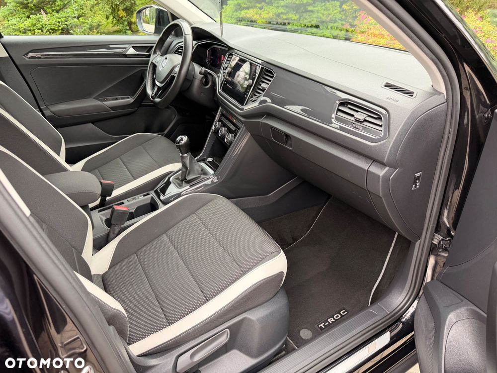 Volkswagen T-Roc 1.5 TSI ACT Premium - 11