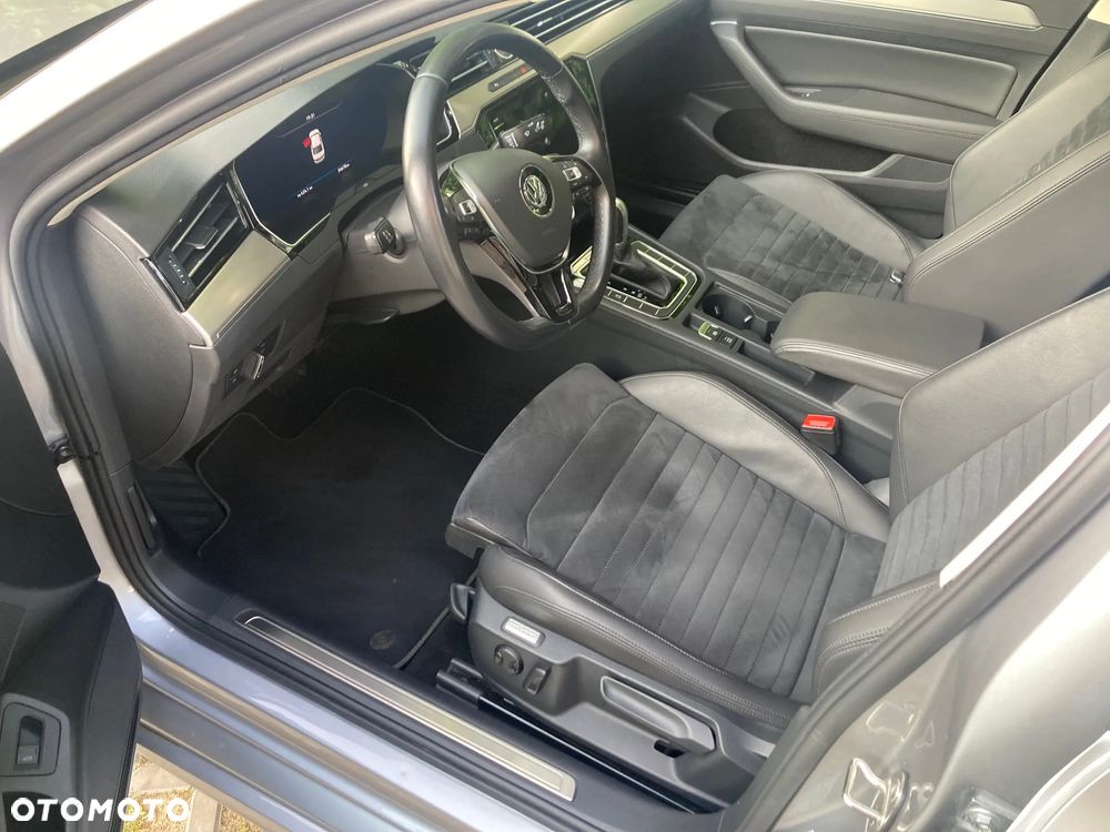 Volkswagen Passat 2.0 TSI 4Mot Elegance DSG - 10