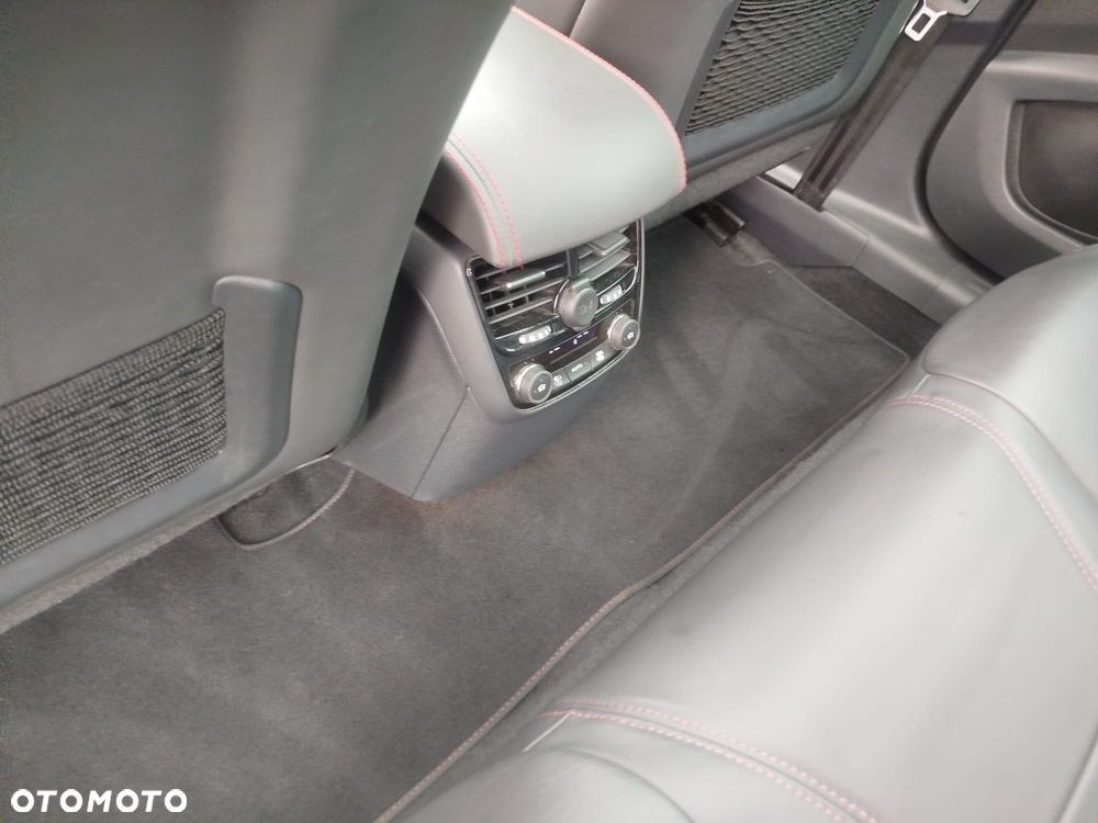 Peugeot 508 BlueHDi 180 EAT6 Stop&Start GT - 29