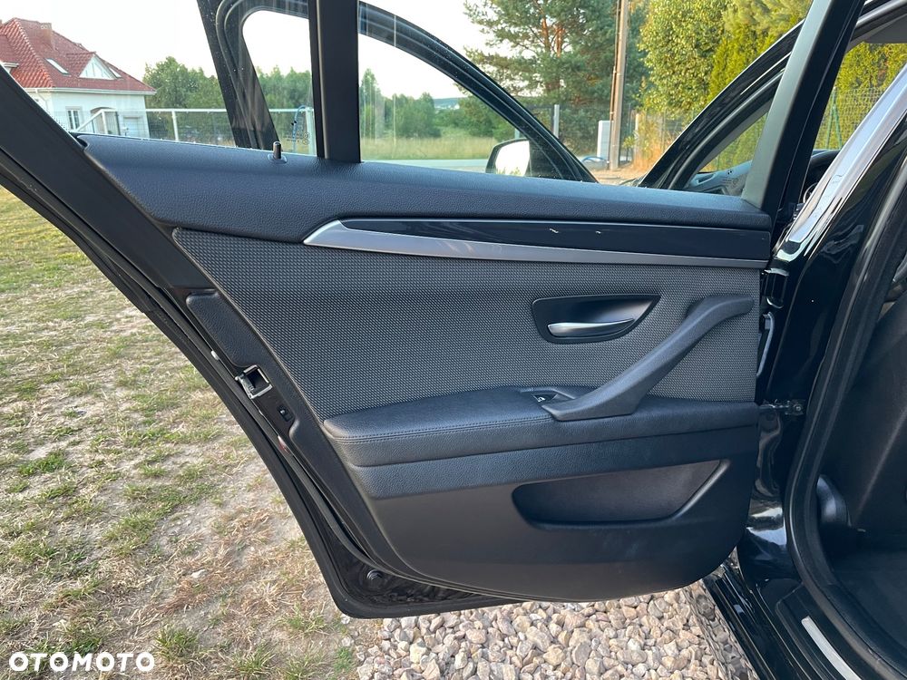 BMW Seria 5 - 22