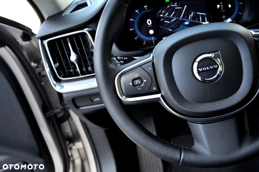 Volvo V60 B4 D Momentum Pro - 24