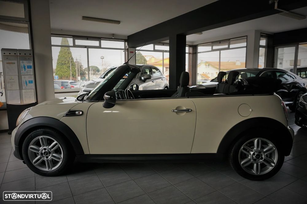 MINI Cabrio Cooper D - 4