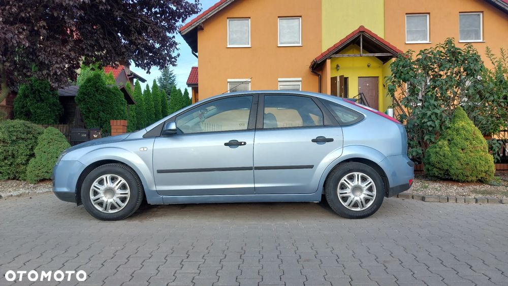 Ford Focus 1.6 Ambiente - 13