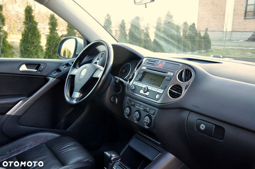 Volkswagen Tiguan - 18