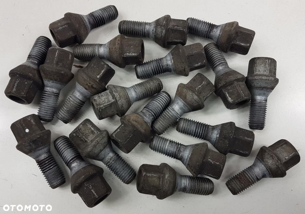 ŚRUBA FELGI KOŁA RENAULT KANGOO III 17r - 2