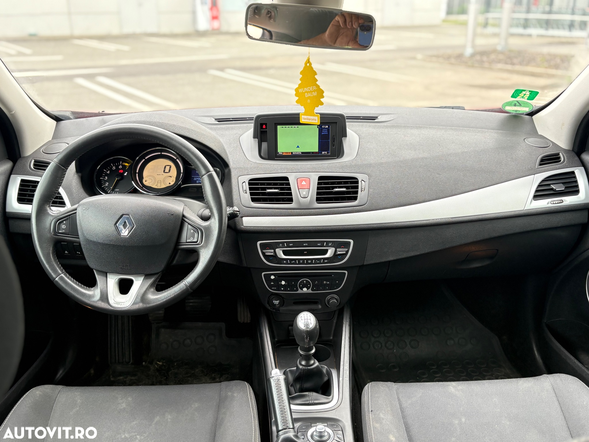 Renault Megane Grandtour TCe 130 Expression - 12