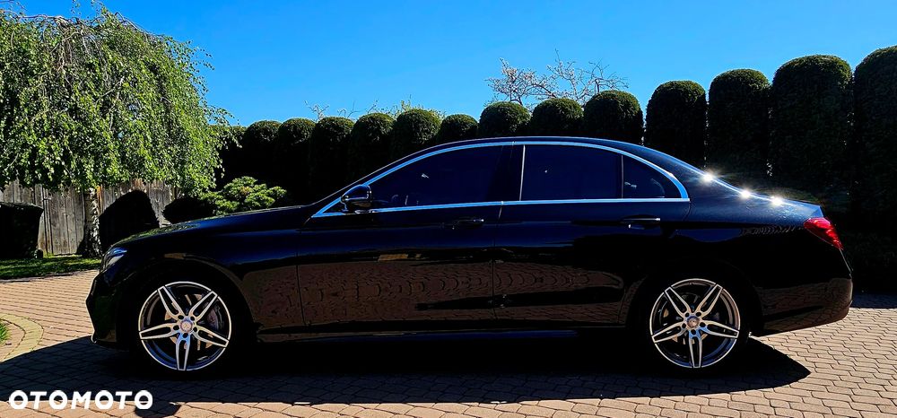 Mercedes-Benz Klasa E 220 d 9G-TRONIC - 14