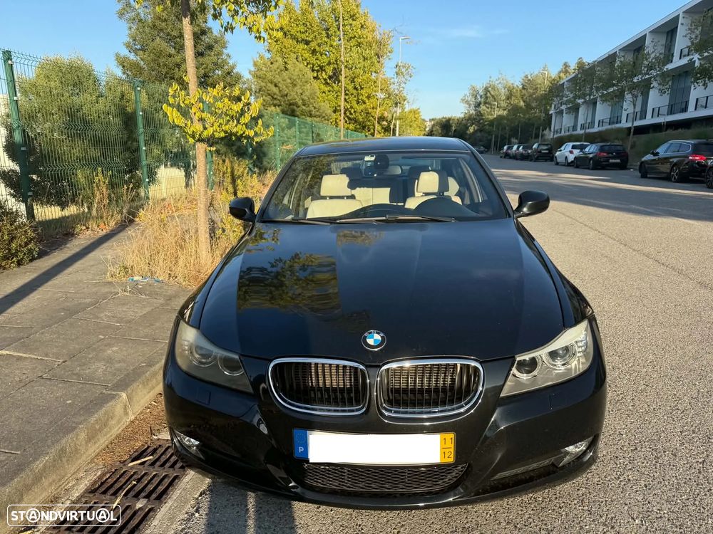 BMW 320 d Pack M - 2