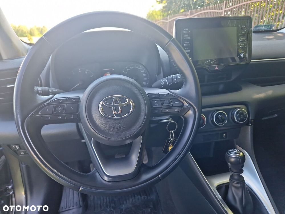 Toyota Yaris - 17