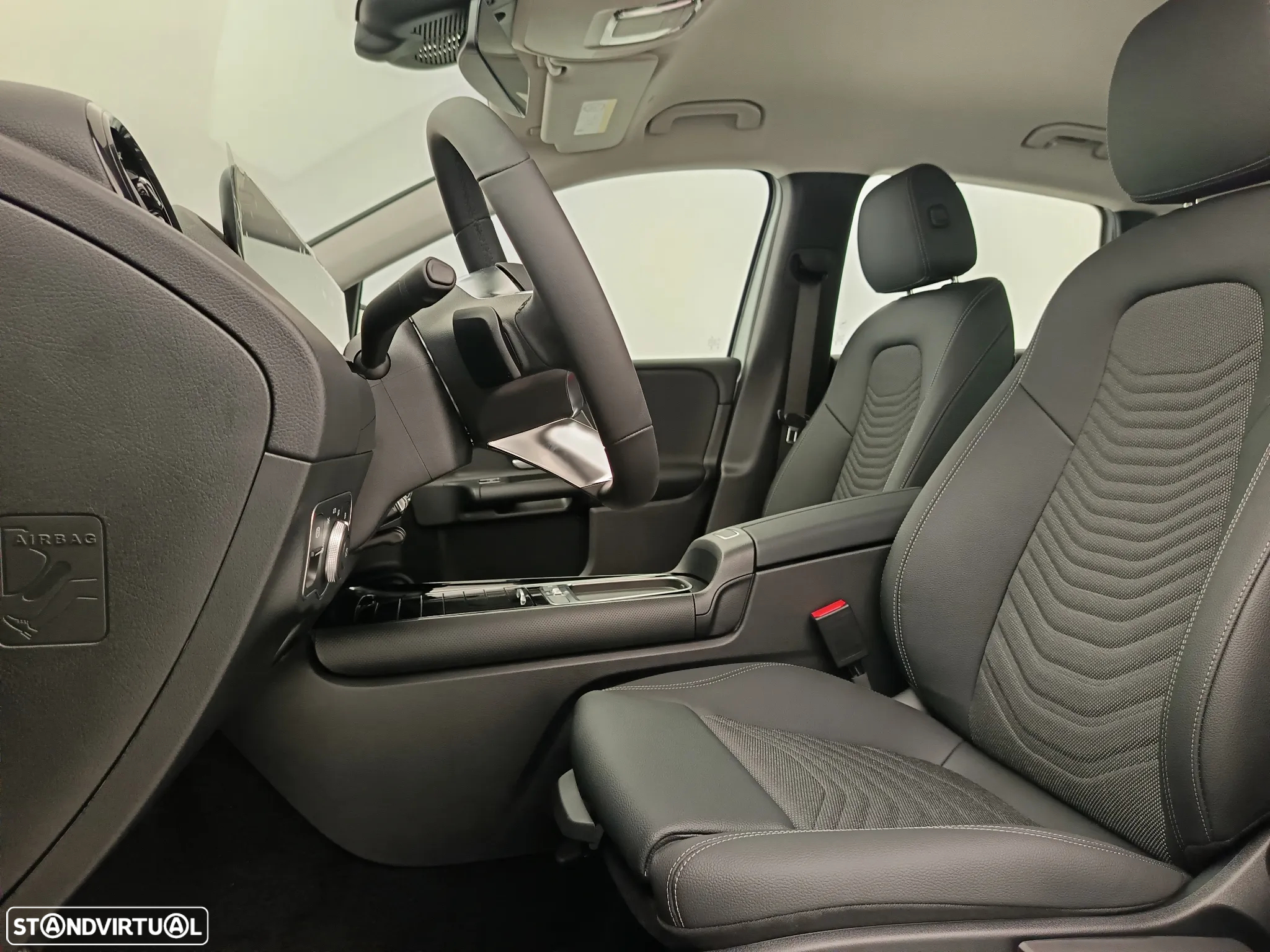 Mercedes-Benz B 250 e - 27