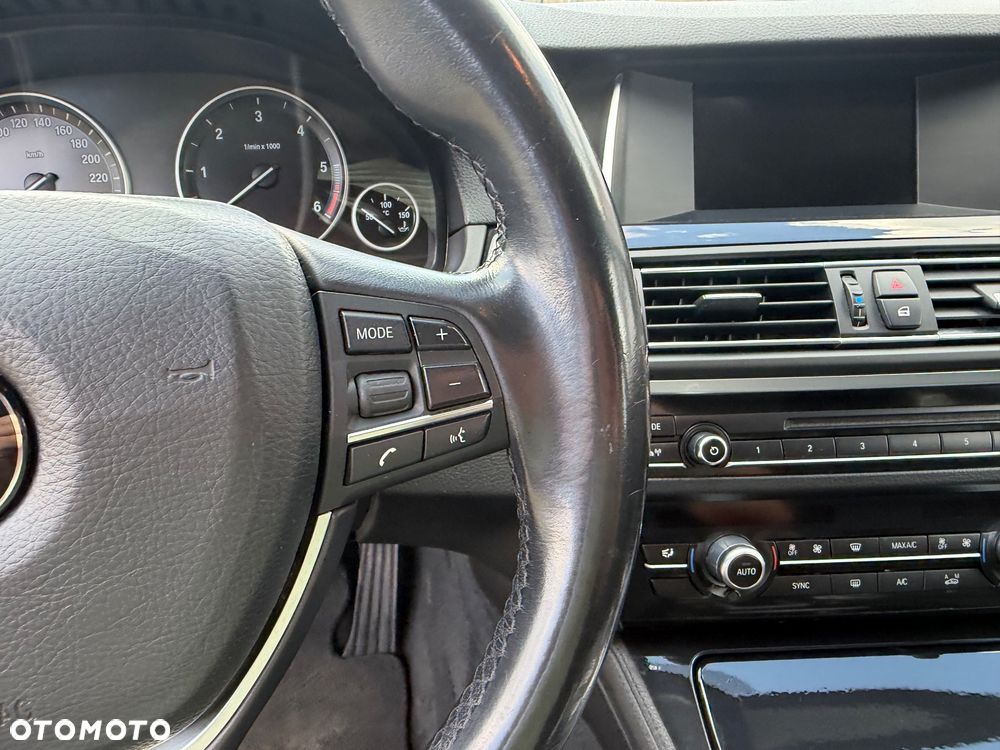 BMW Seria 5 - 25