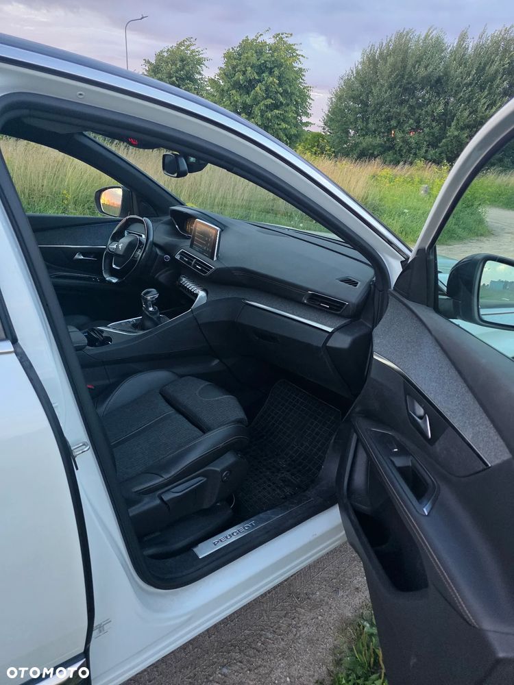 Peugeot 3008 - 25