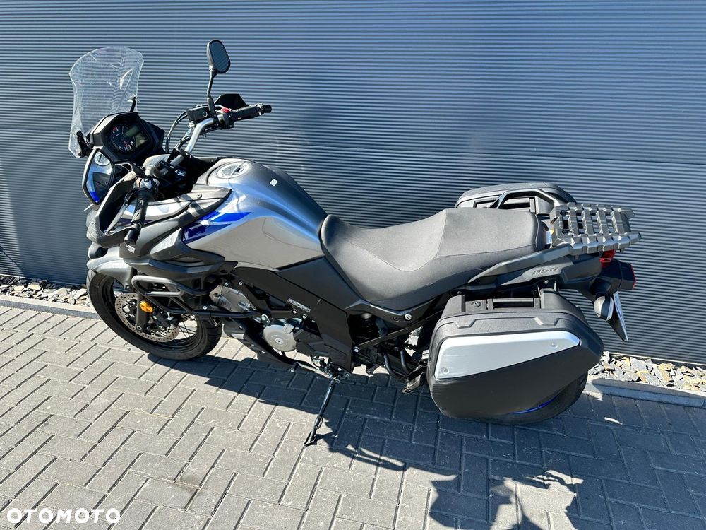 Suzuki DL - 3