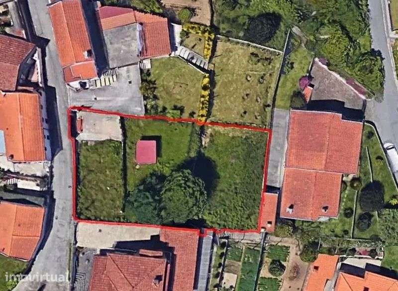 Terreno Oliveira de Azeméis com vista Lá Salette