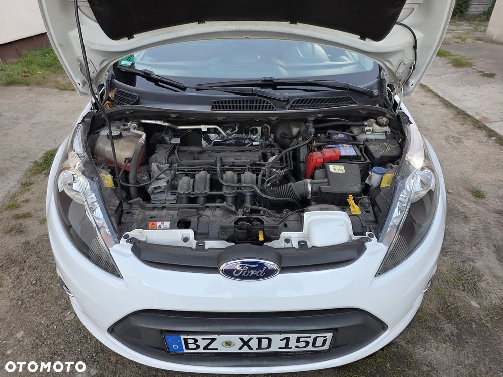 Ford Fiesta 1.25 Champions Edition - 22