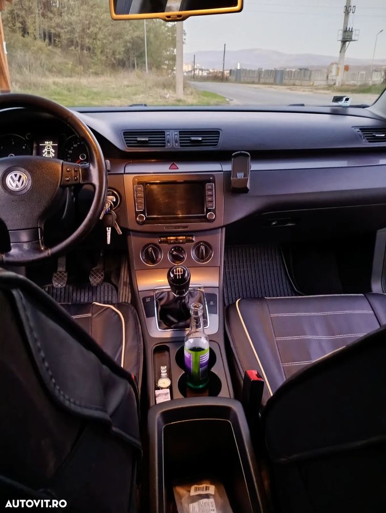 Volkswagen Passat Variant 2.0 TDI DPF Comfortline Blue Motion Technology - 8