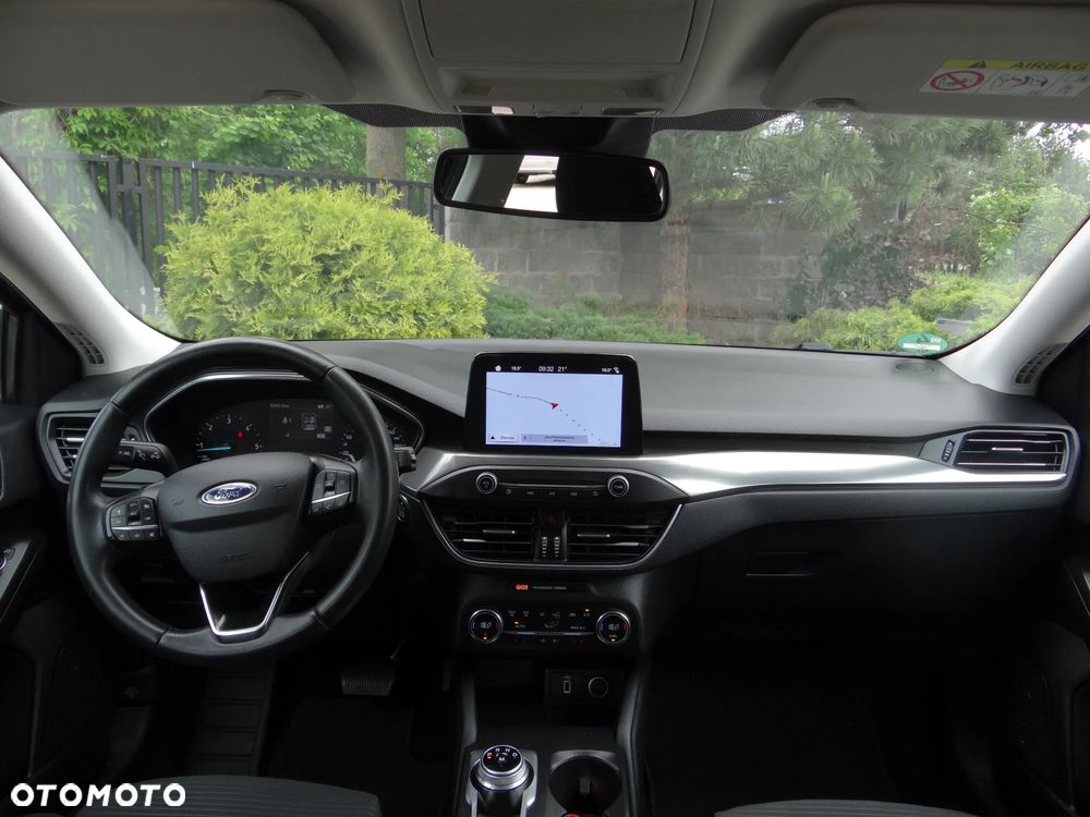 Ford Focus 1.5 EcoBlue Start-Stopp-System TITANIUM - 29