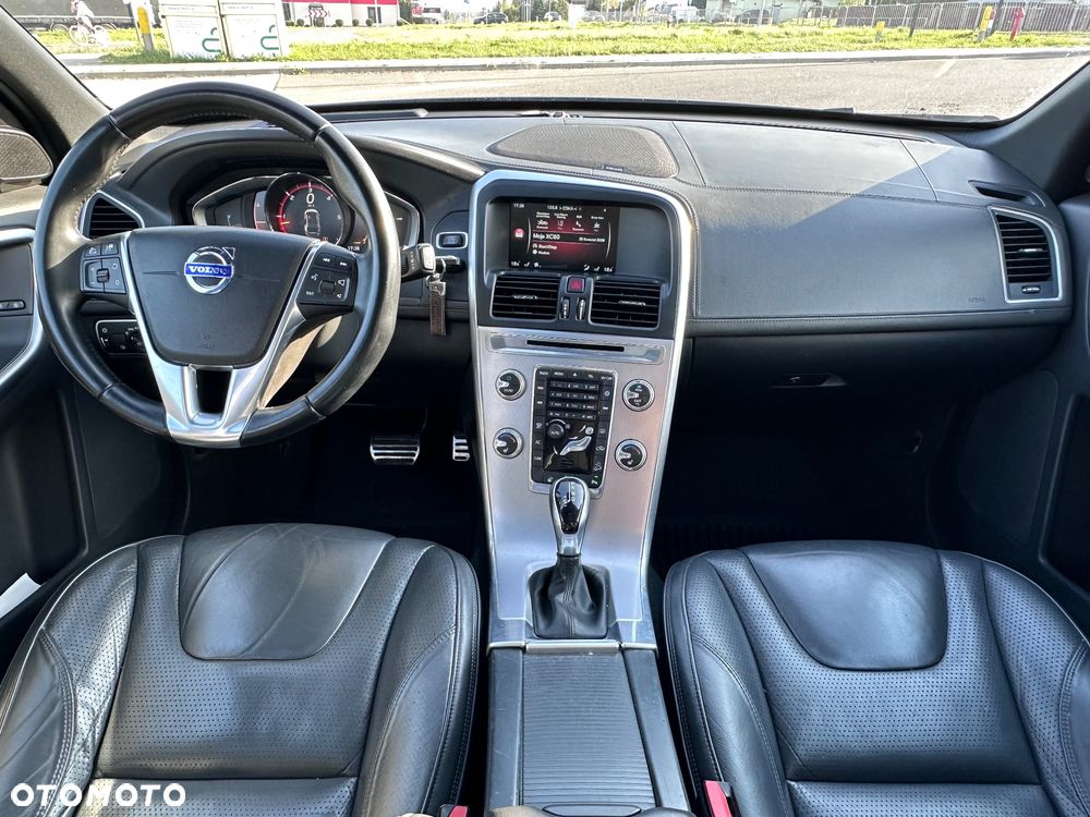 Volvo XC 60 D4 AWD Geartronic Summum - 10