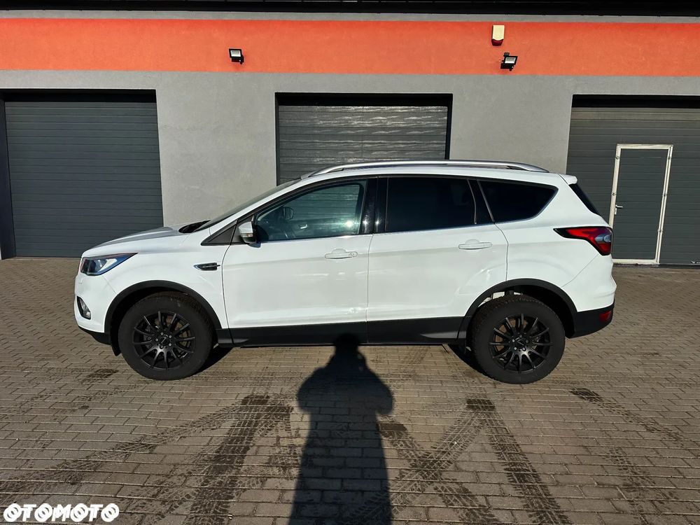 Ford Kuga - 22