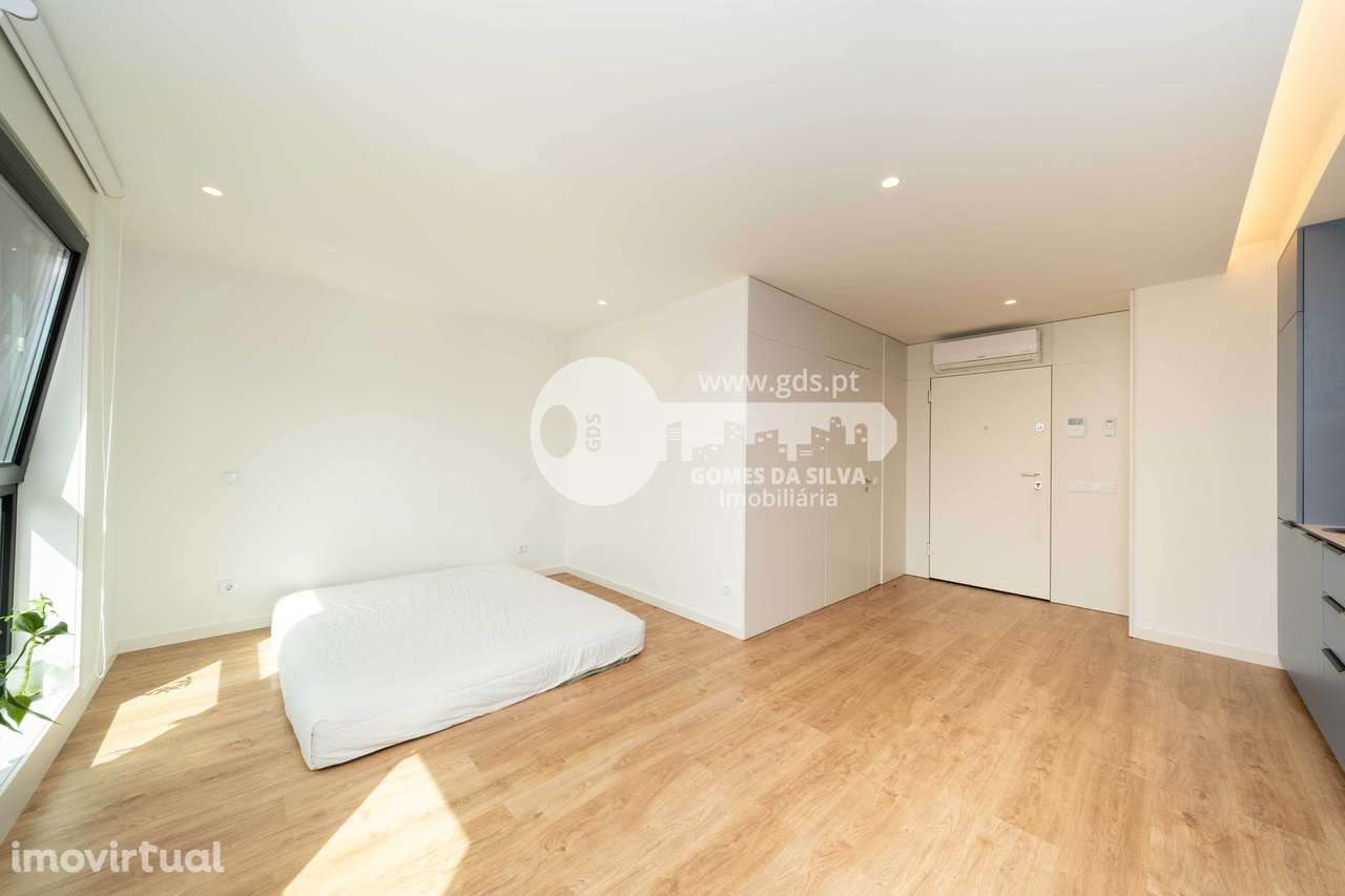 Apartamento T0 no Condomínio Olimpo em Paranhos - Grande imagem: 3/20