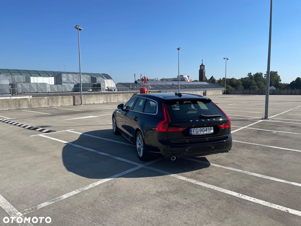 Volvo V90 D4 AWD Momentum - 14