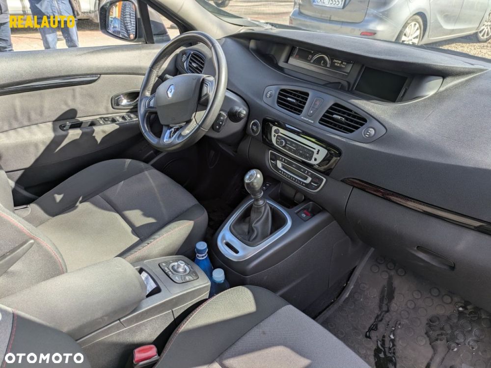 Renault Scenic - 13