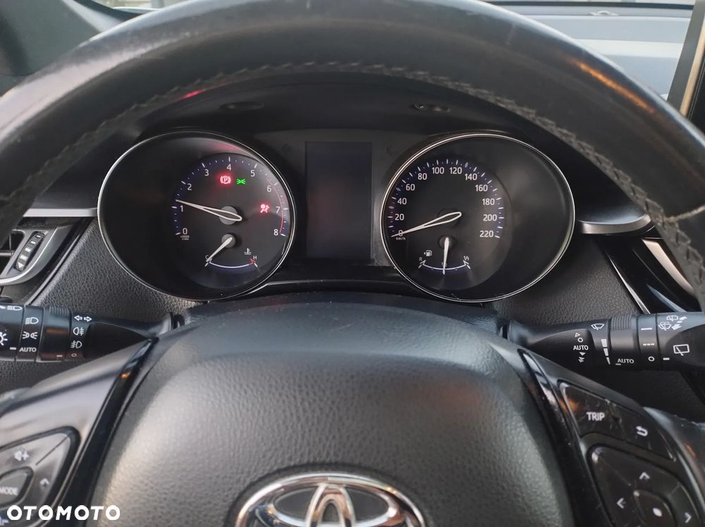 Toyota C-HR - 10
