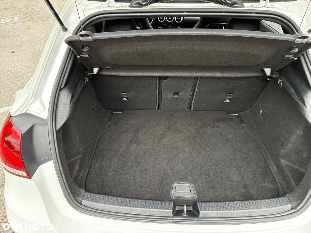 Mercedes-Benz Klasa A 200 AMG Line 7G-DCT - 11