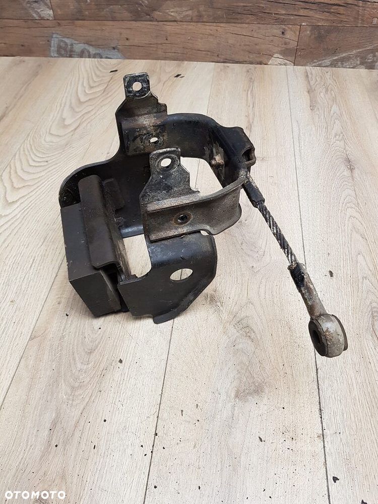 Łapa poduszka skrzyni Mitsubishi Pajero III 3,2 DID - 8