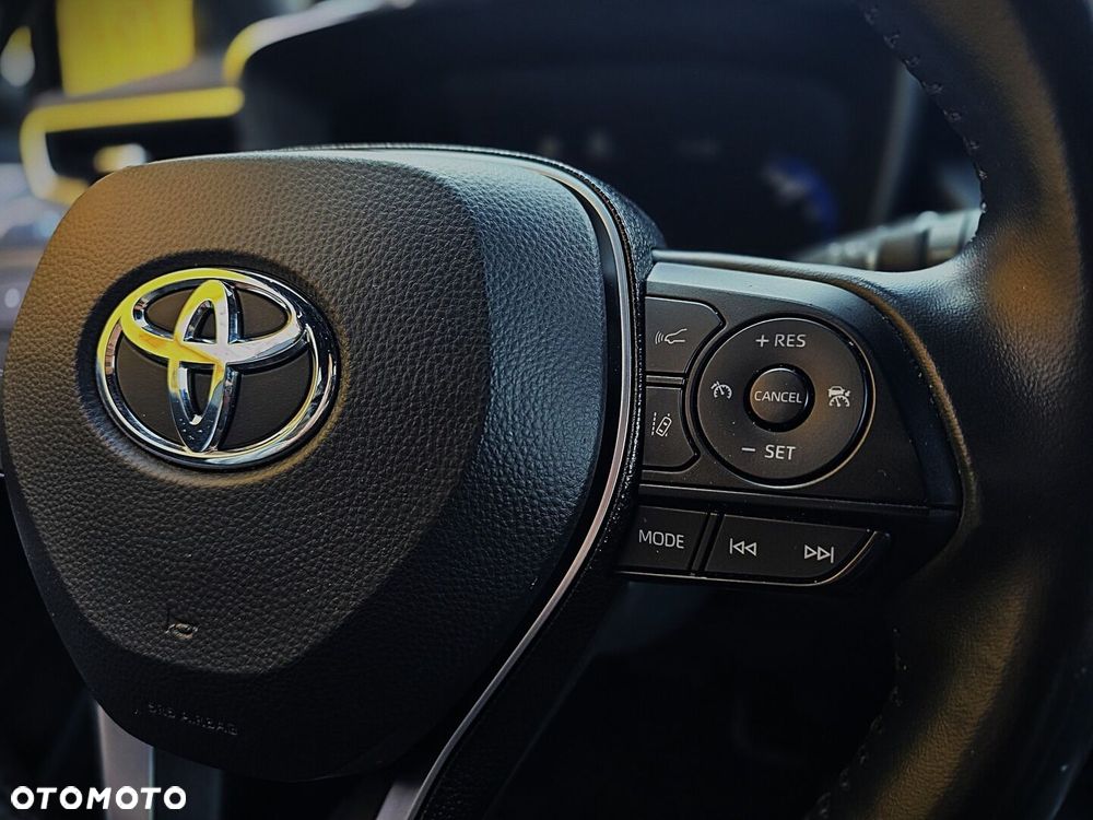 Toyota Corolla 2.0 Hybrid Comfort - 18