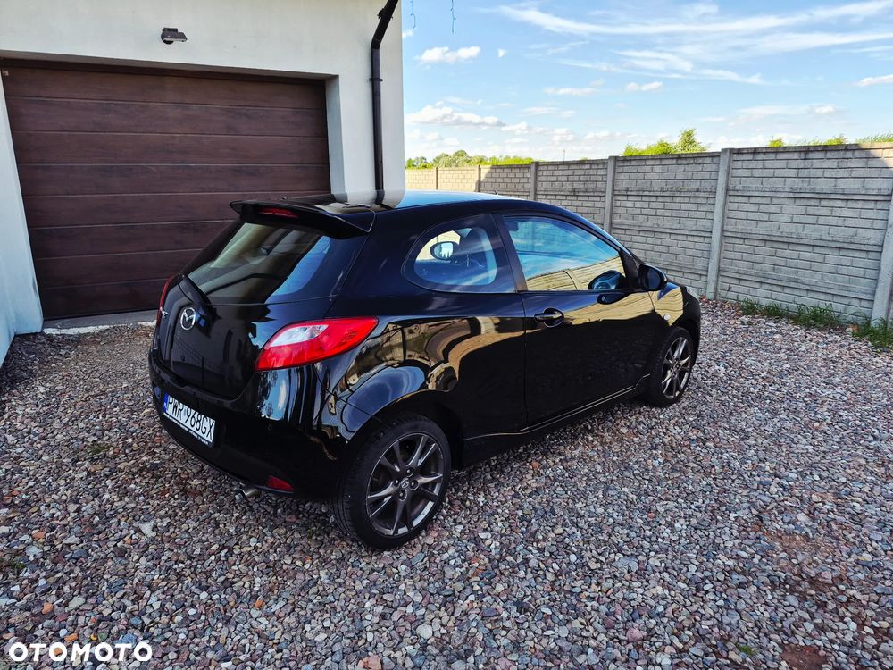Mazda 2 - 4
