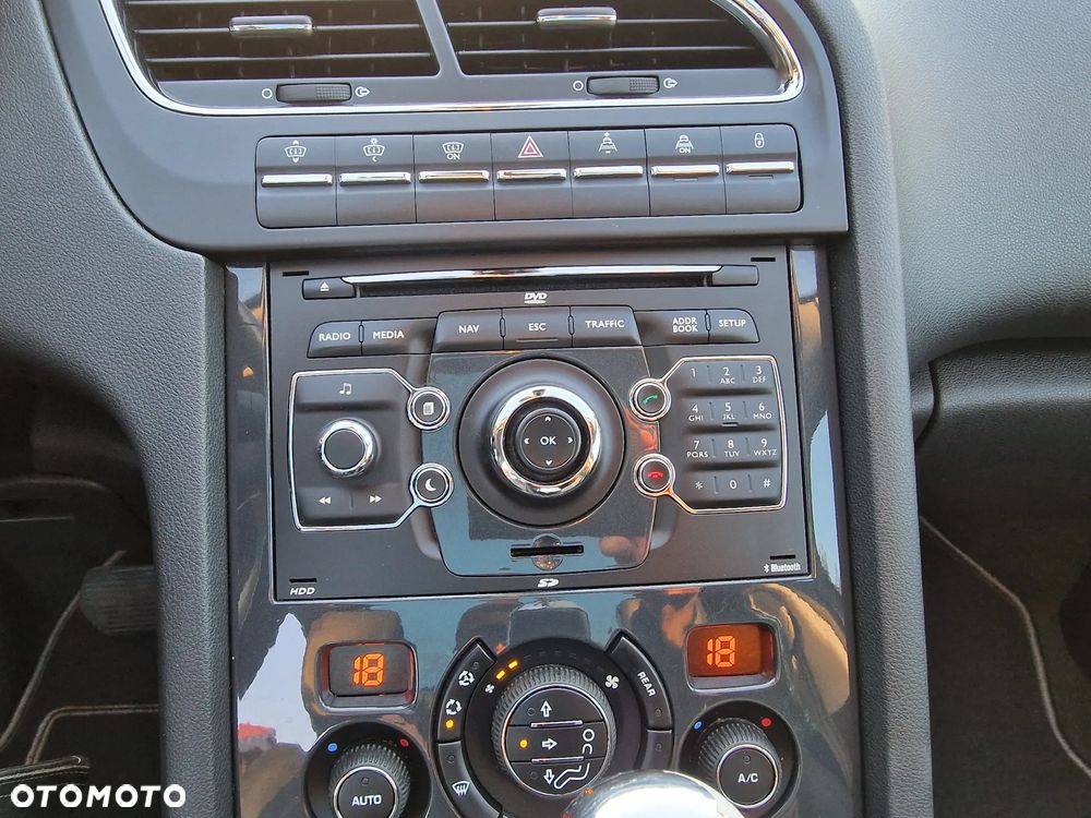 Peugeot 5008 HDI 160 Automatik Allure - 14