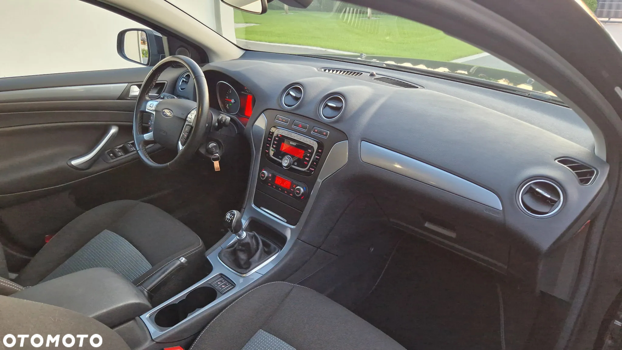 Ford Mondeo 1.6 TDCi Titanium - 12