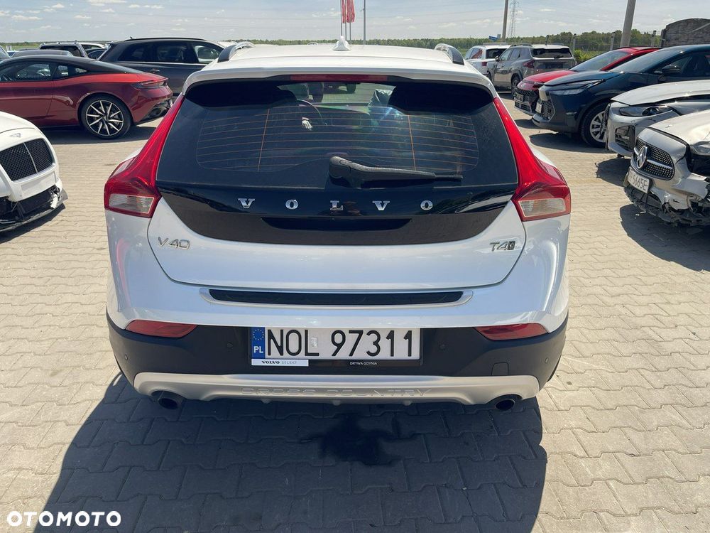 Volvo V40 Cross Country T4 AWD Geartronic Kinetic - 7